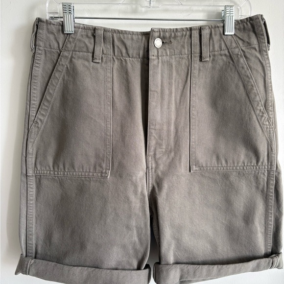 Denim Forum Pants - Denim Forum Joni Bermuda Shorts - 100% cotton in olive/khaki